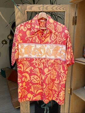 Vintage Go Barefoot Hawaiian Short Sleeve Pull Over Shirt